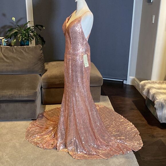 Women’s Pink Fully Sequined Mermaid Style Prom Party Dress Size 12 NWT - Picture 3 of 7